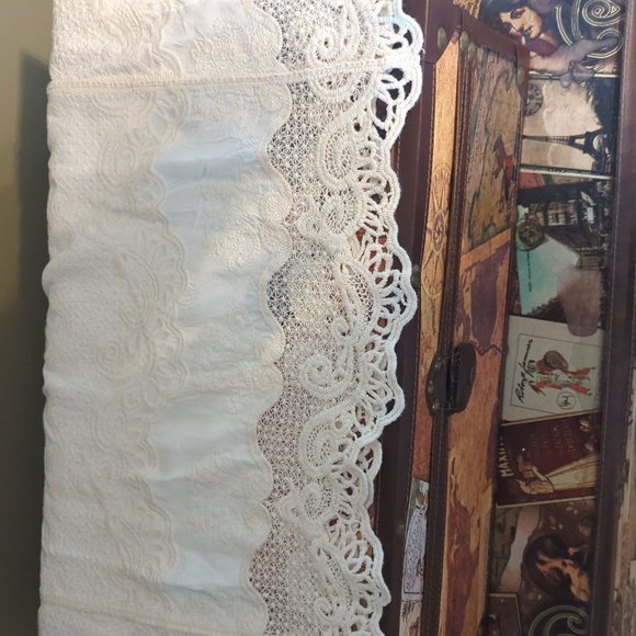 Democracy top NWOT - Picture 7 of 7